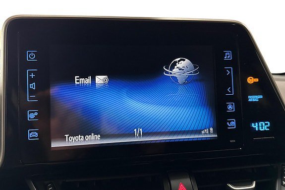 Vehicle Image 19