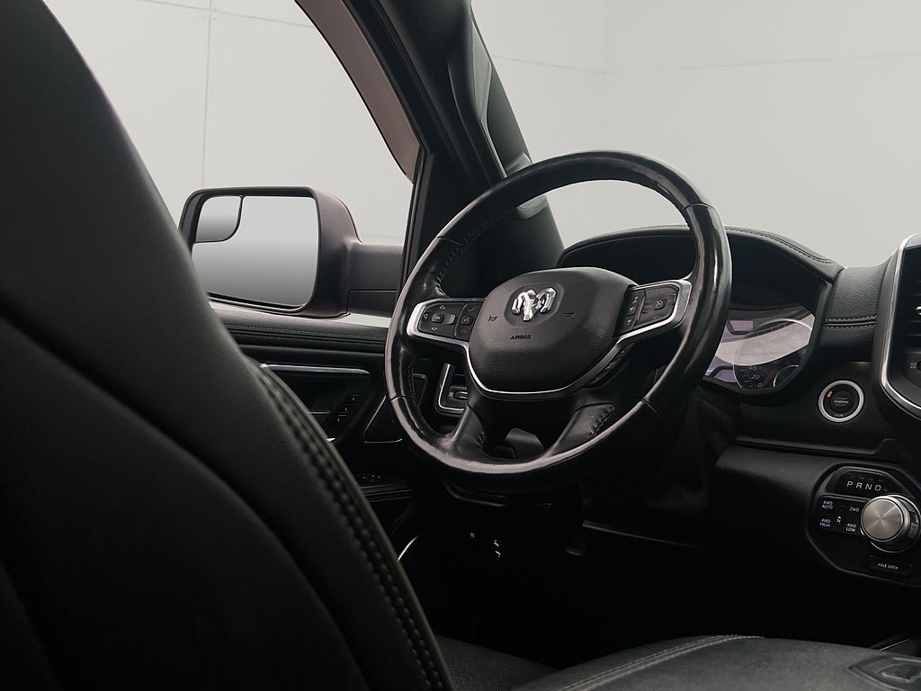 Vehicle Image 36
