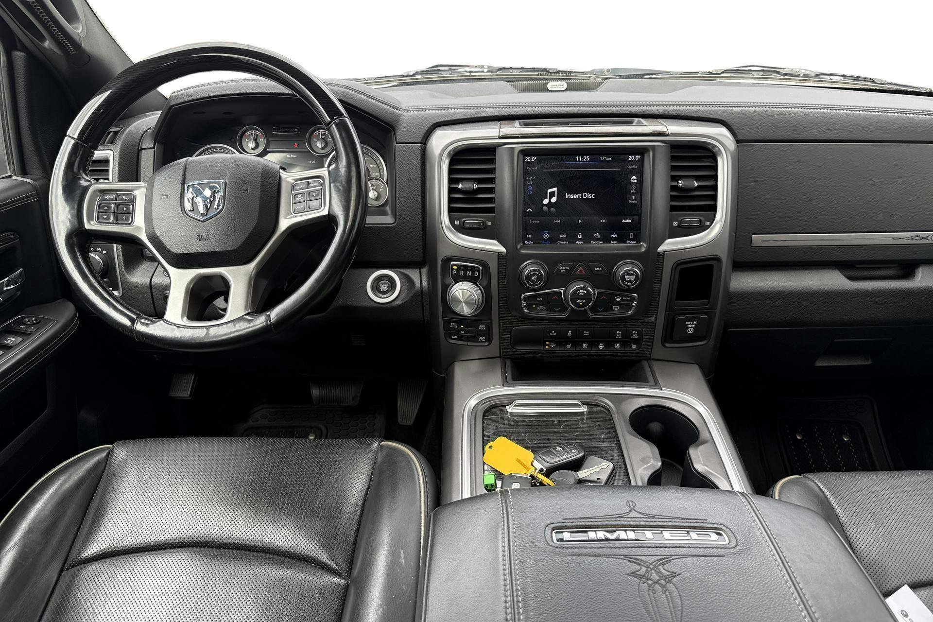 Vehicle Image 6