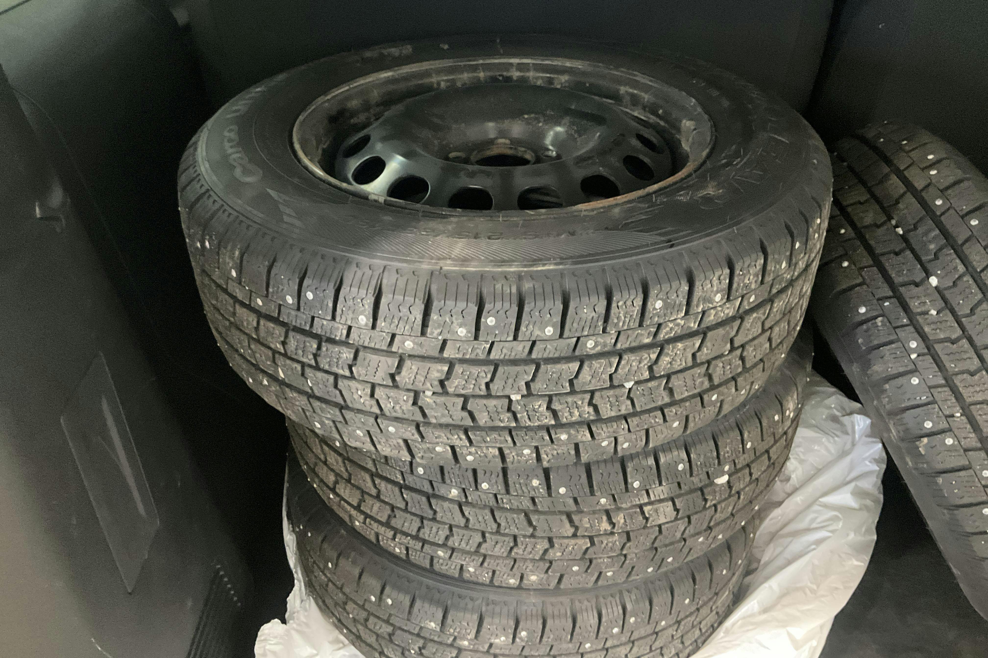 Vehicle Image 13