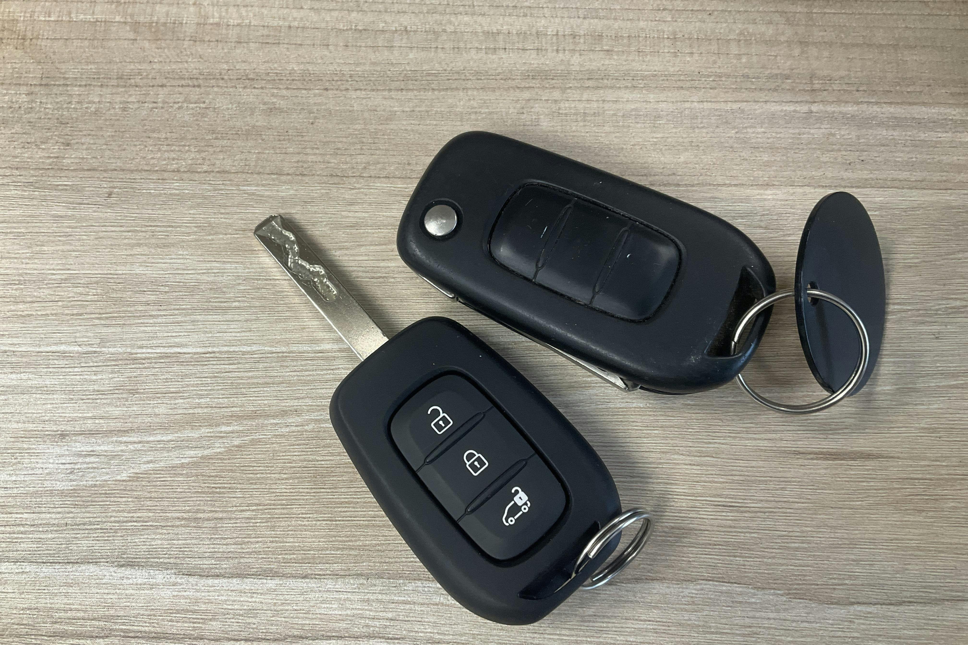 Vehicle Image 14