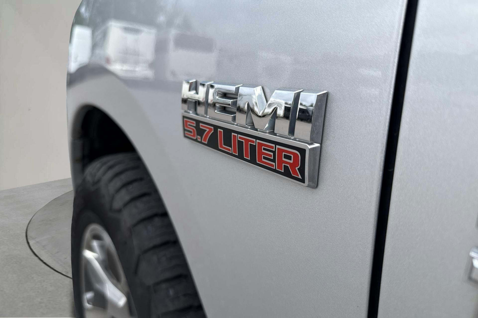 Vehicle Image 20