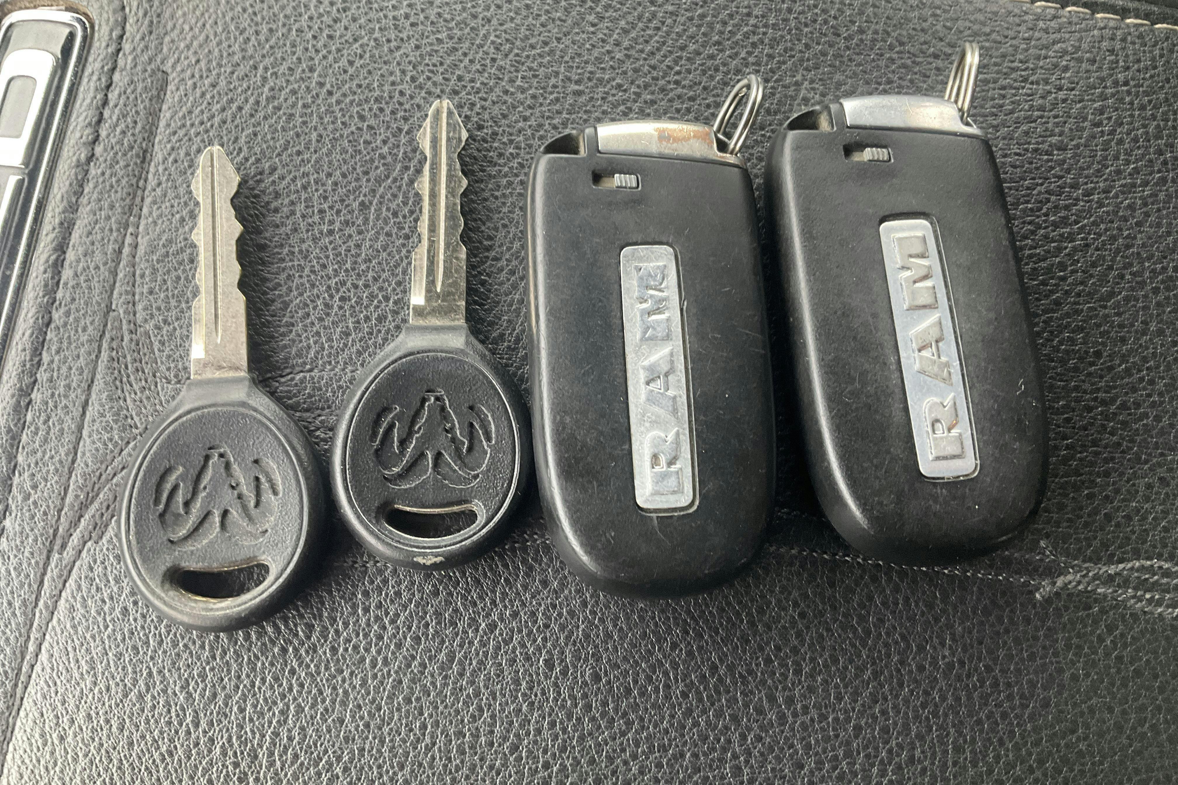 Vehicle Image 22