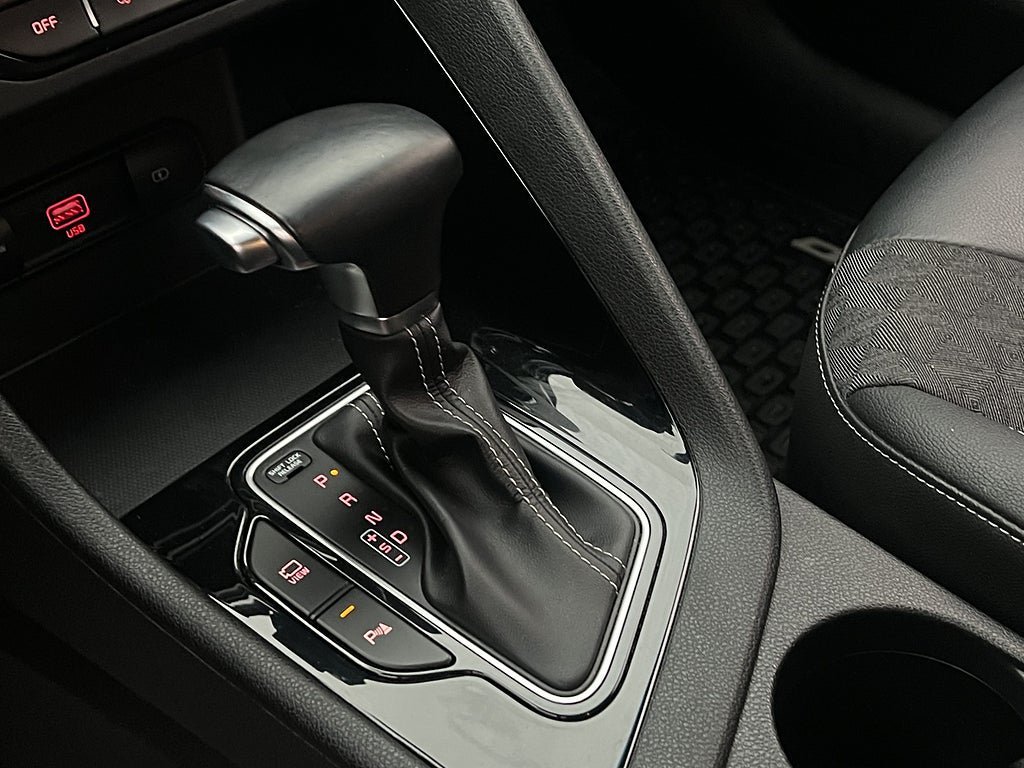 Vehicle Image 23