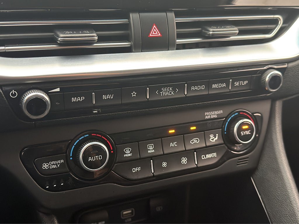 Vehicle Image 26