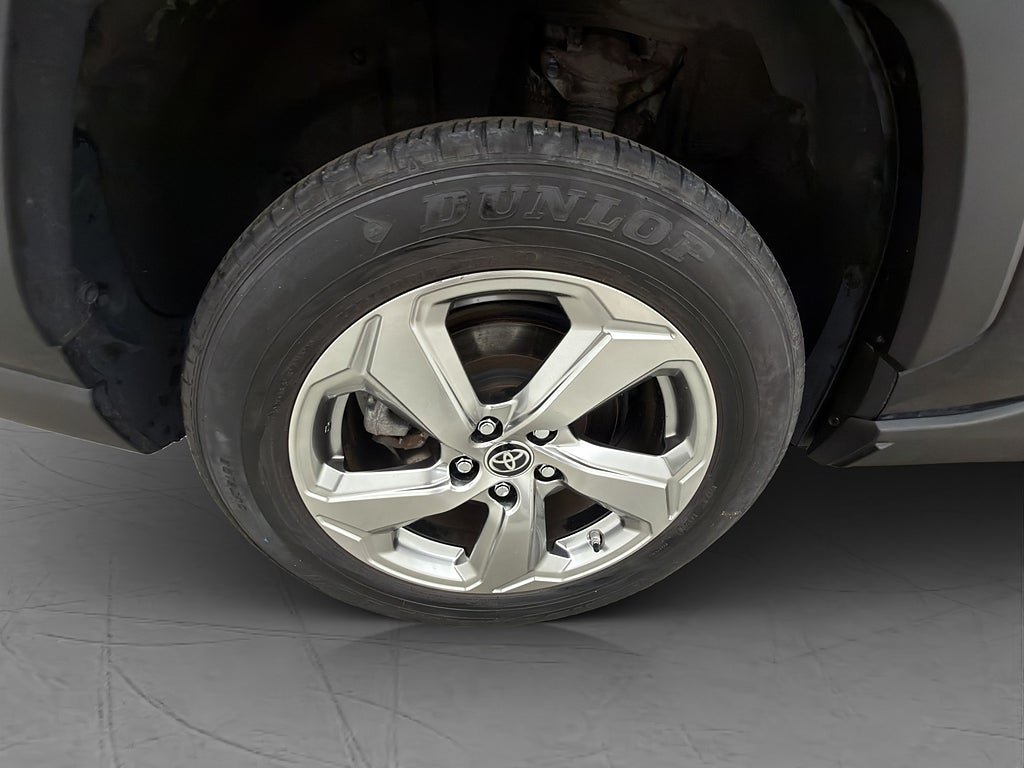 Vehicle Image 37