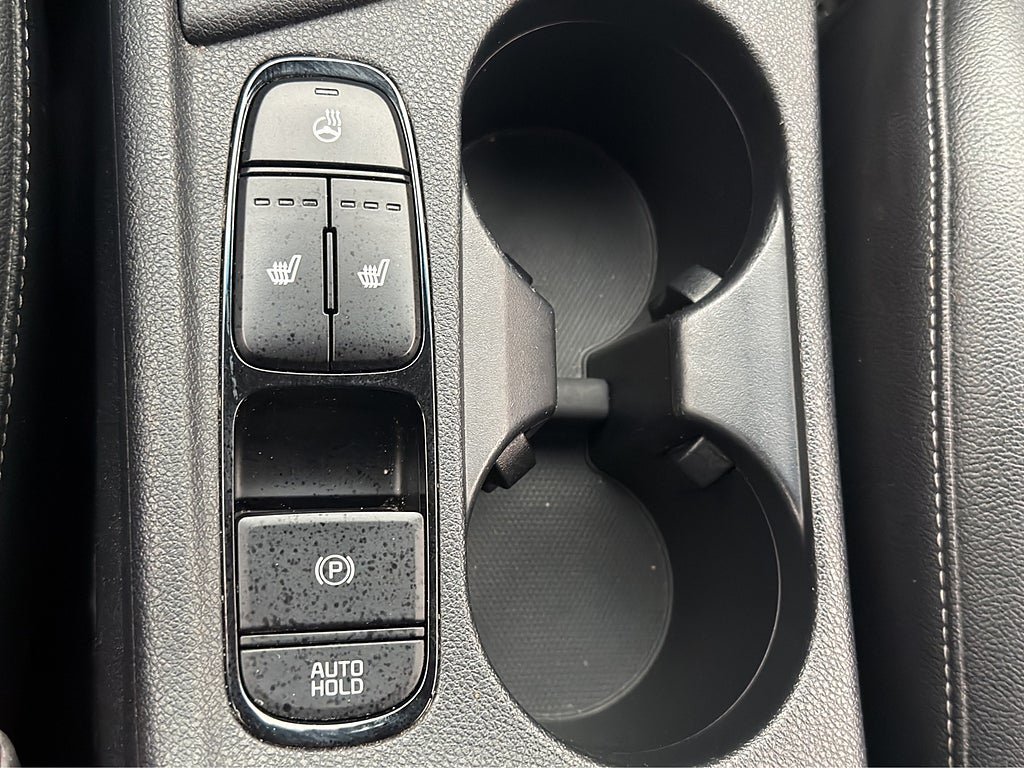 Vehicle Image 28