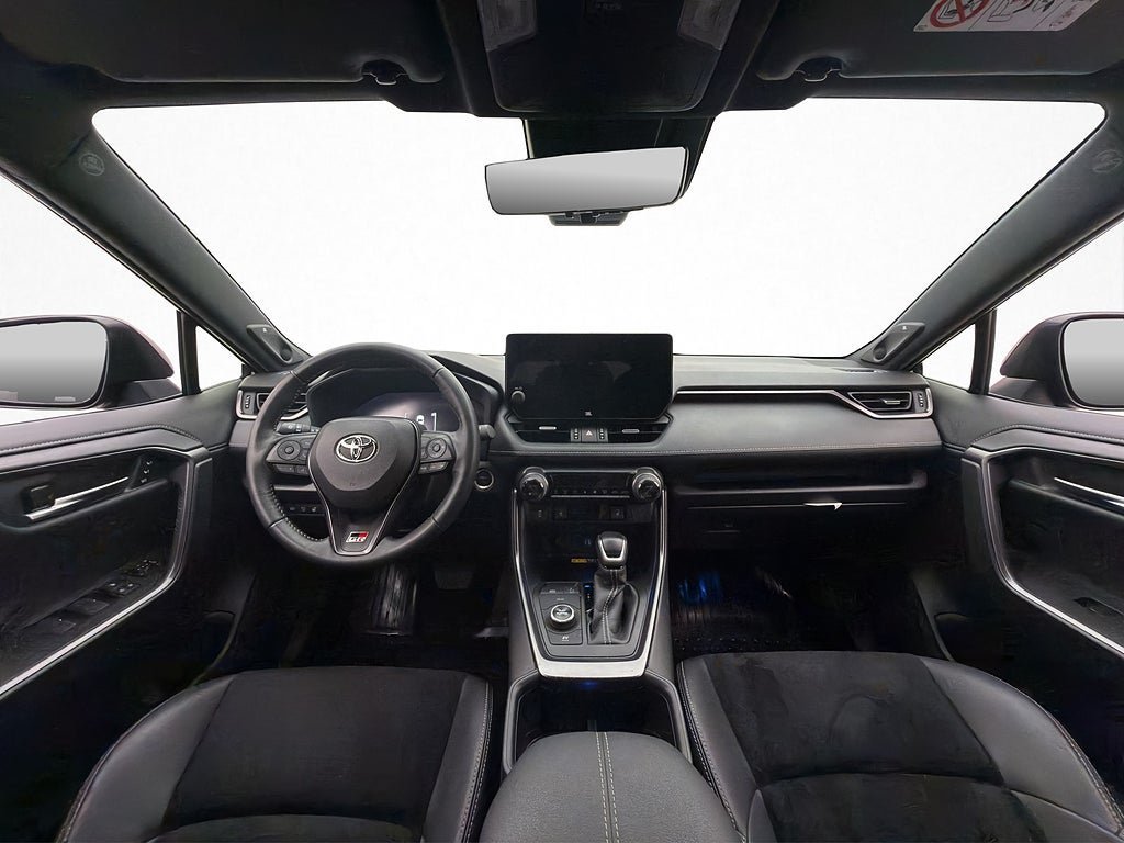 Vehicle Image 15