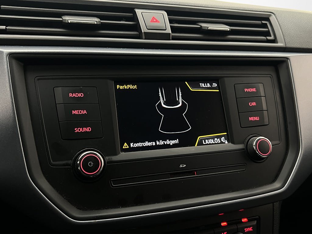 Vehicle Image 16