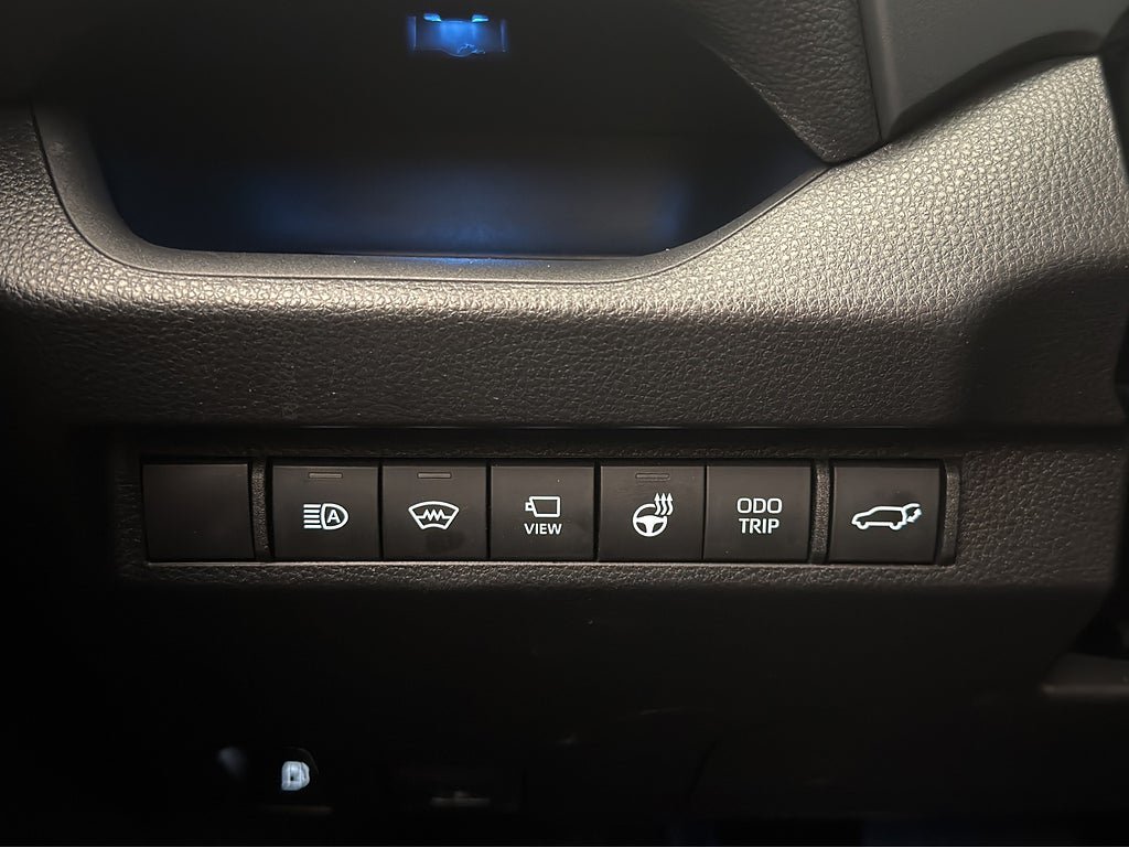 Vehicle Image 18