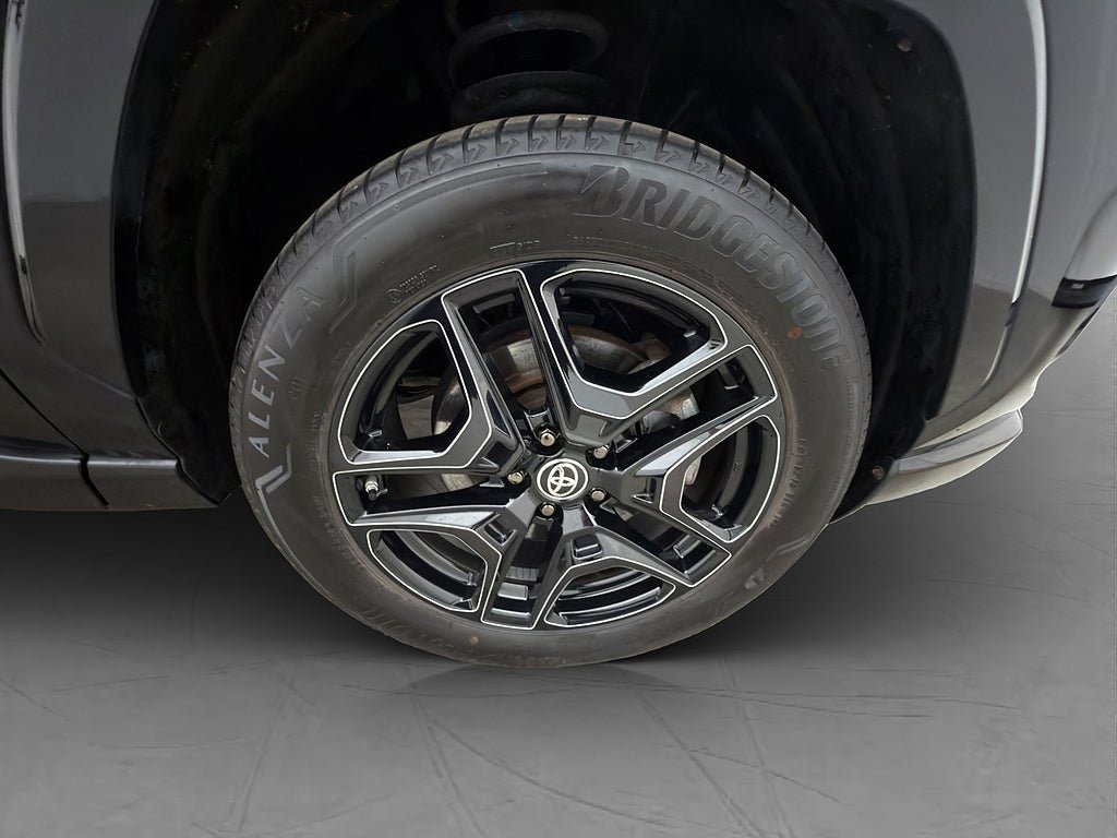 Vehicle Image 35