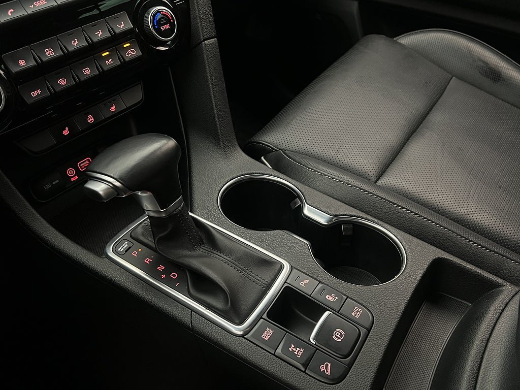 Vehicle Image 23