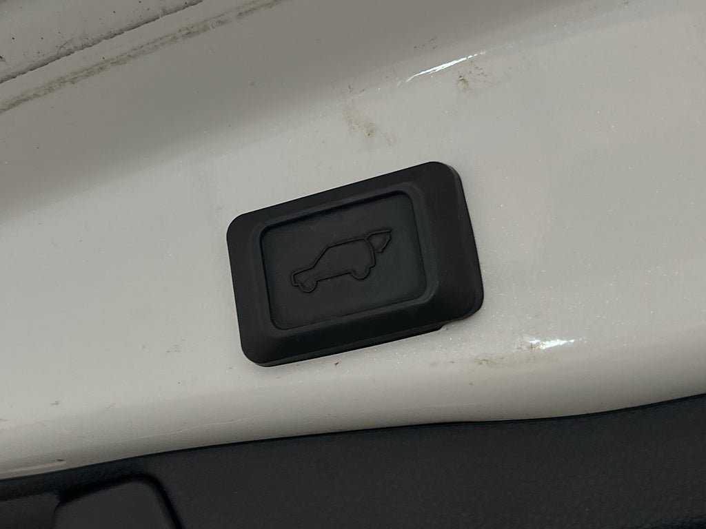 Vehicle Image 27