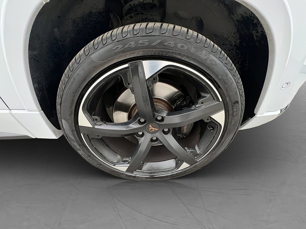 Vehicle Image 37