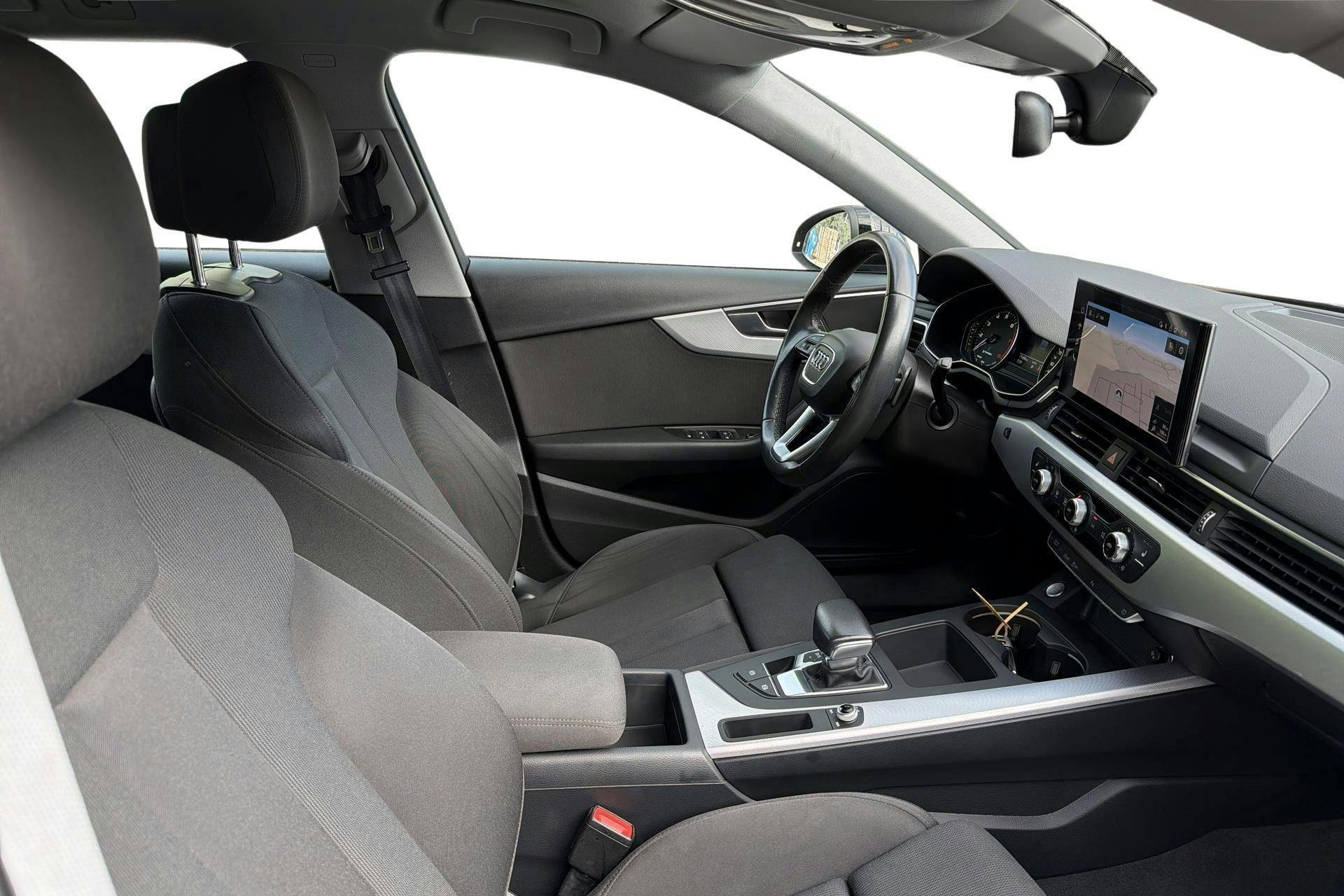 Vehicle Image 7