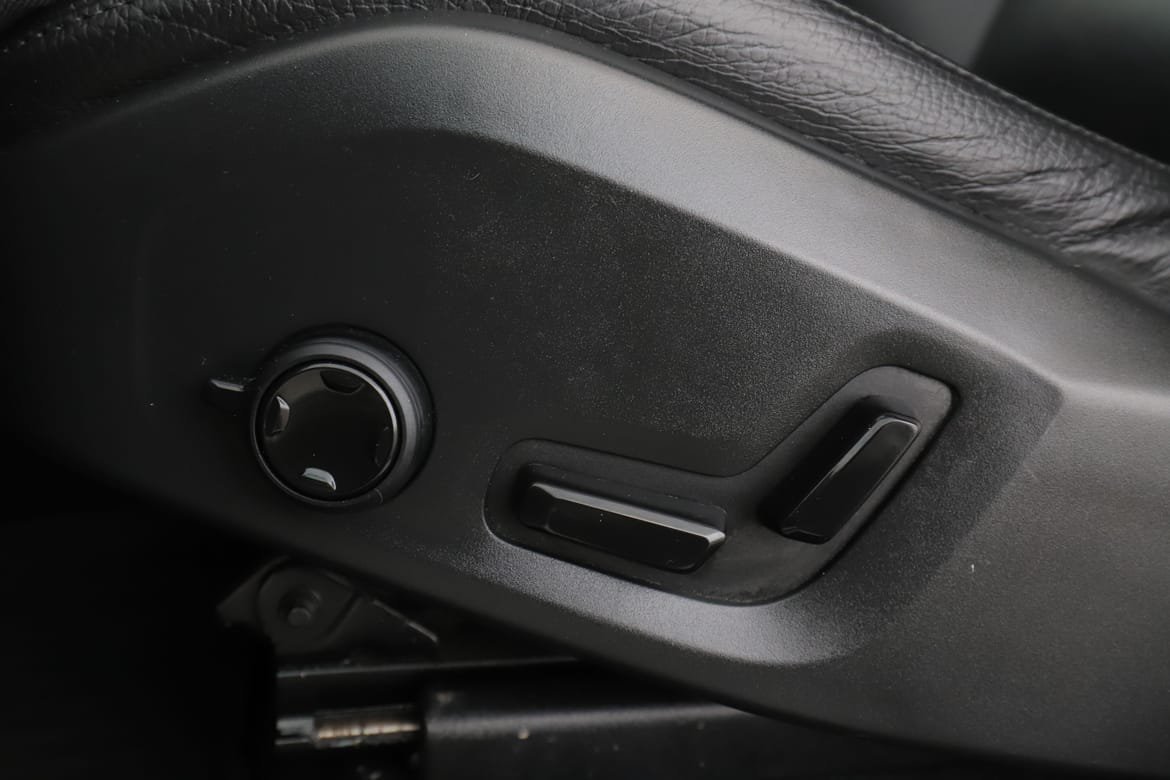 Vehicle Image 45
