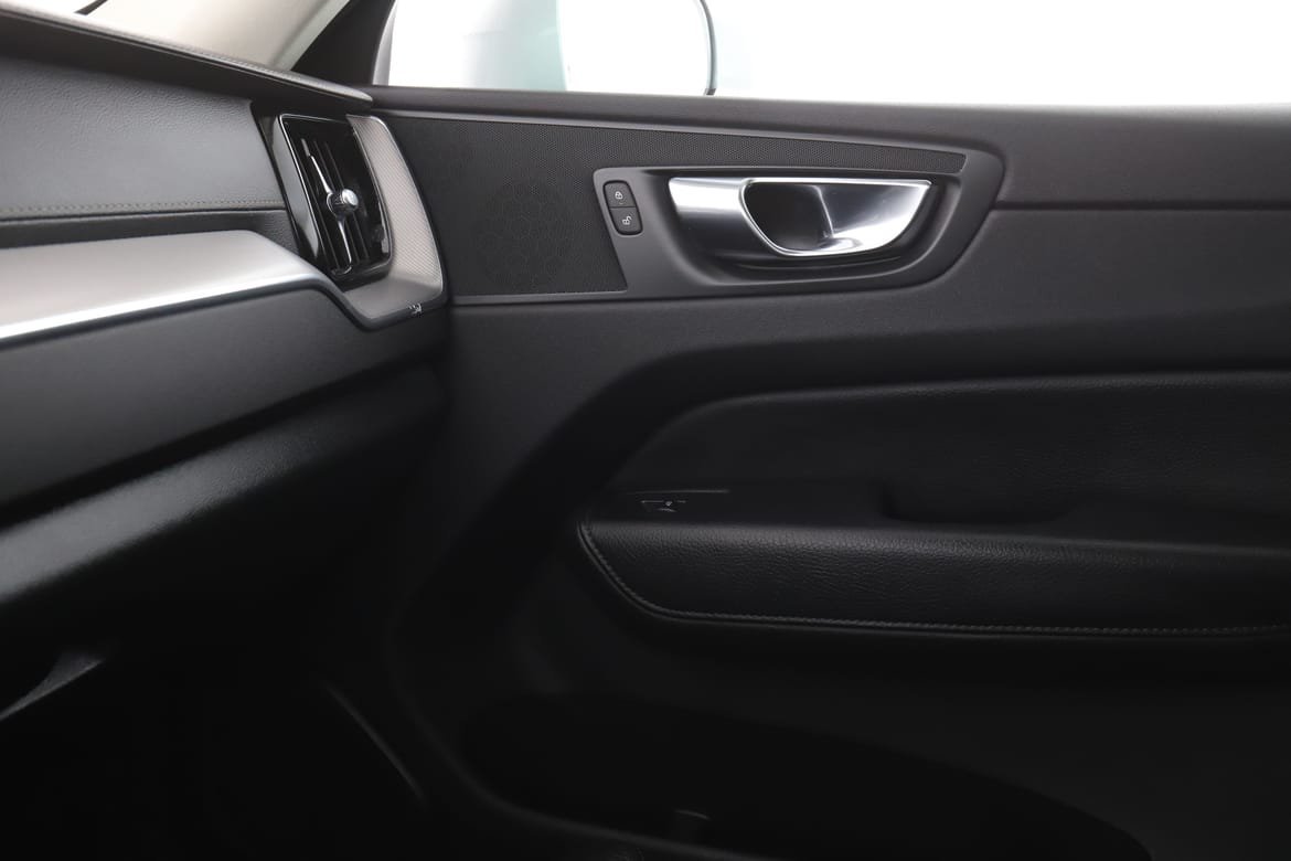 Vehicle Image 47