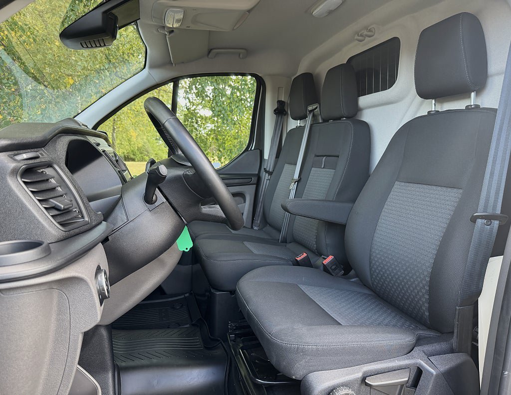 Vehicle Image 13