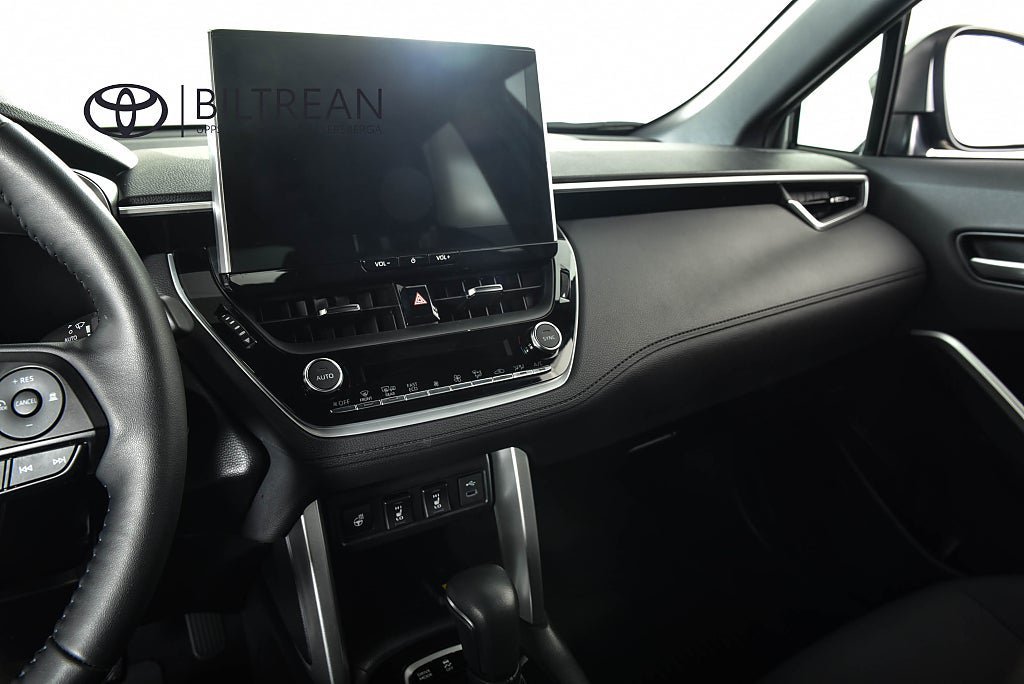 Vehicle Image 15