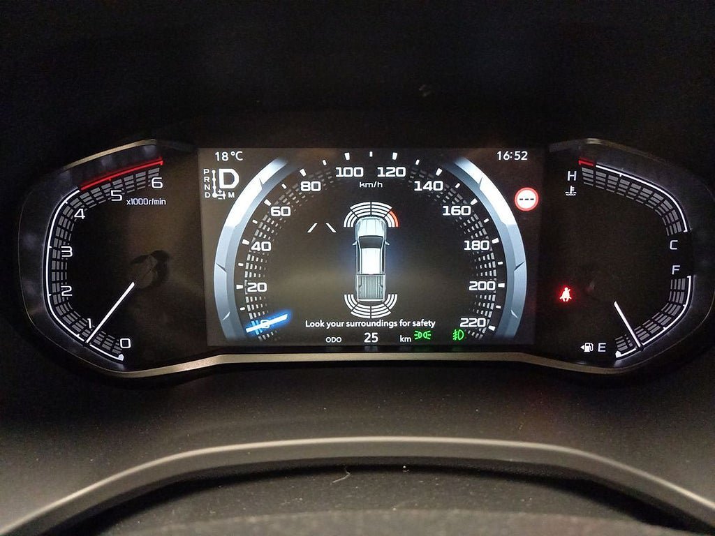 Vehicle Image 14