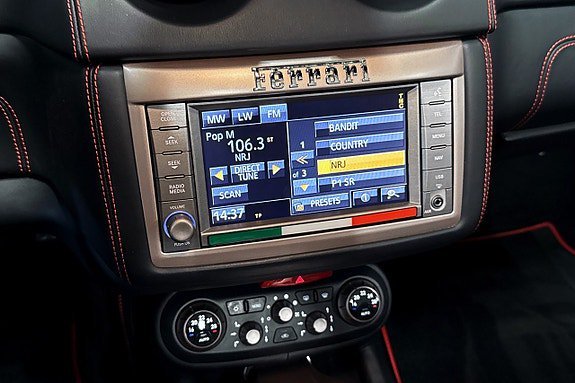 Vehicle Image 24
