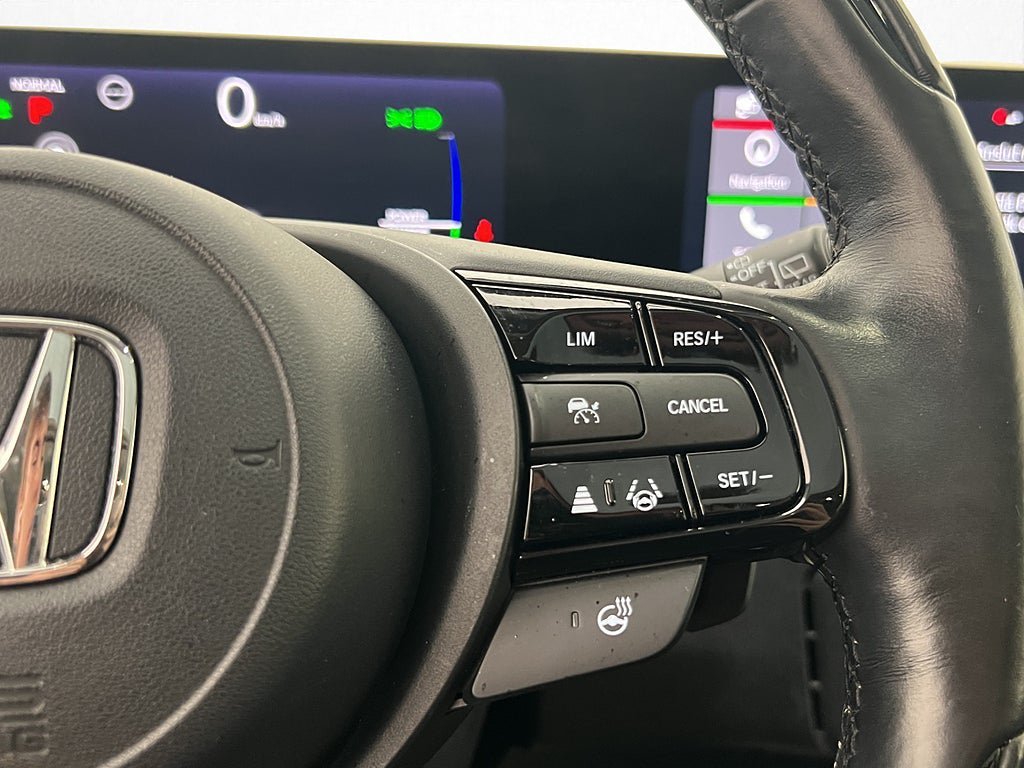 Vehicle Image 28