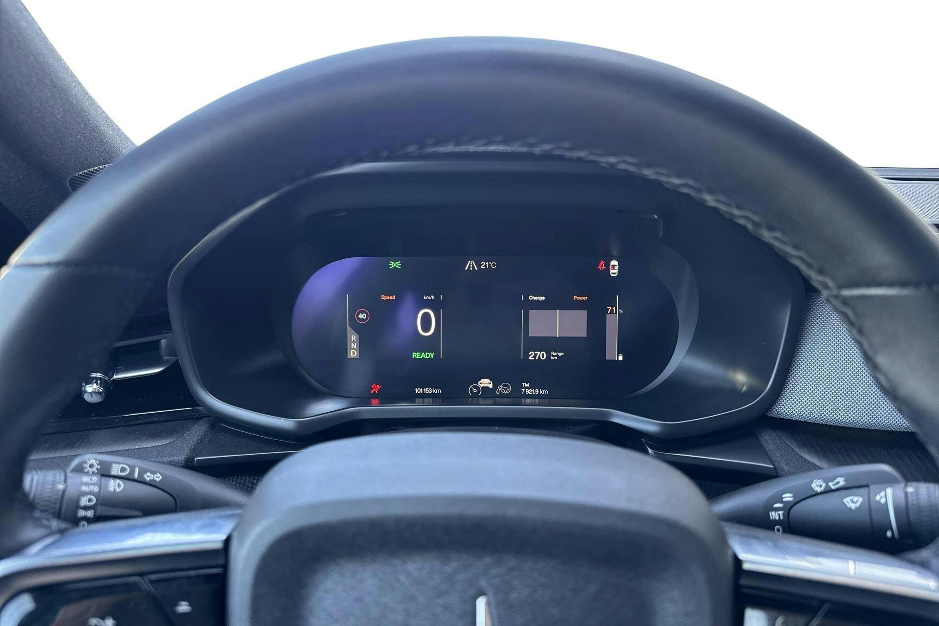 Vehicle Image 10