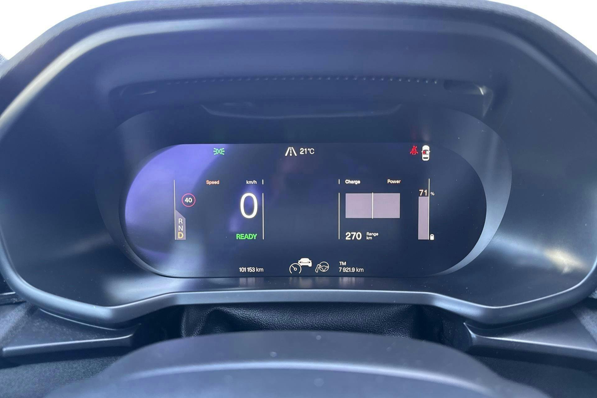 Vehicle Image 11