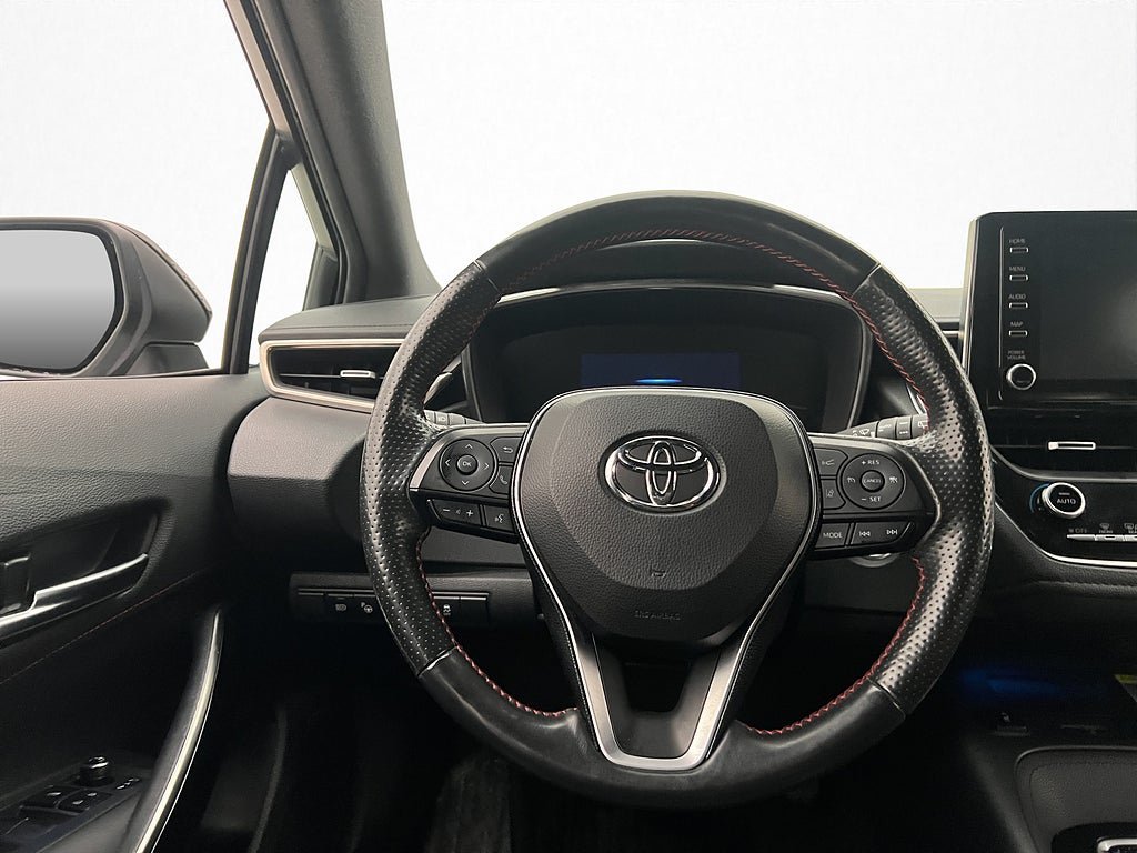 Vehicle Image 12