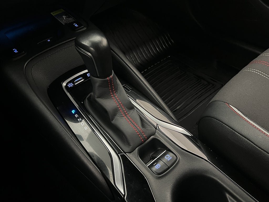 Vehicle Image 22