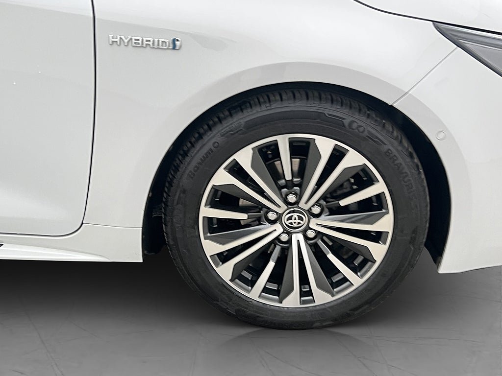 Vehicle Image 30