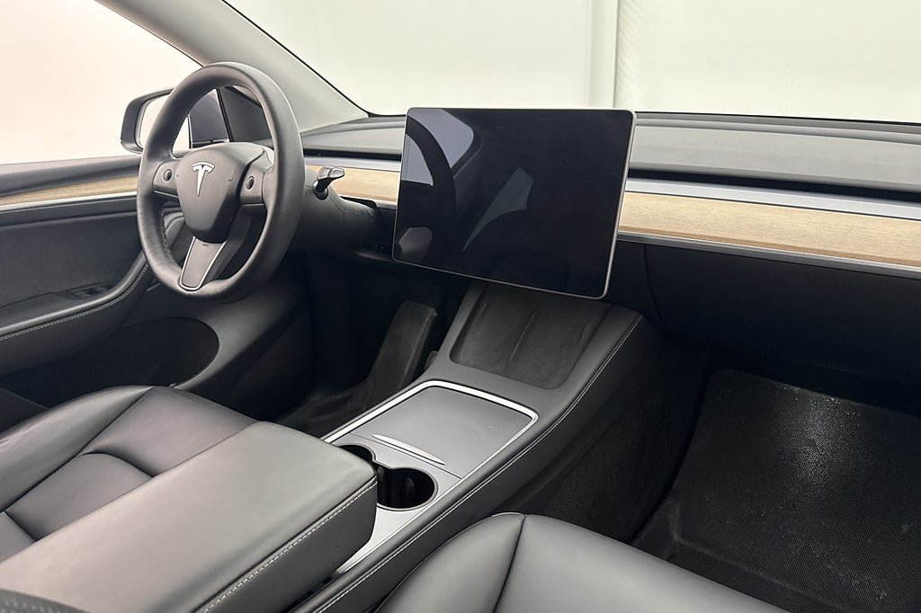 Vehicle Image 35
