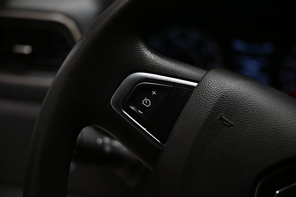 Vehicle Image 27