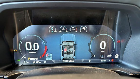 Vehicle Image 14