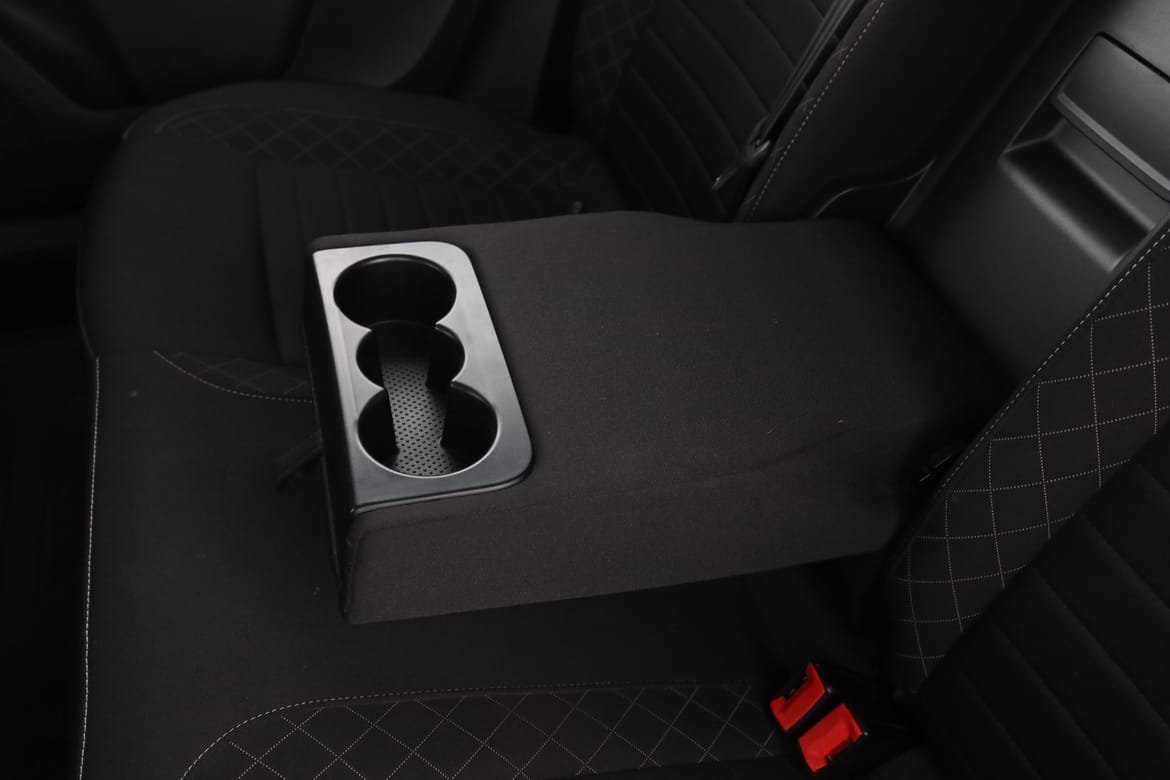 Vehicle Image 33
