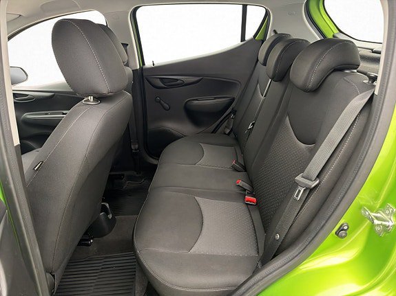Vehicle Image 17