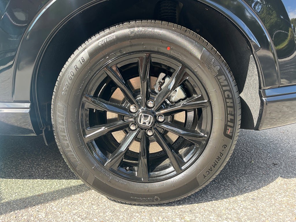 Vehicle Image 13