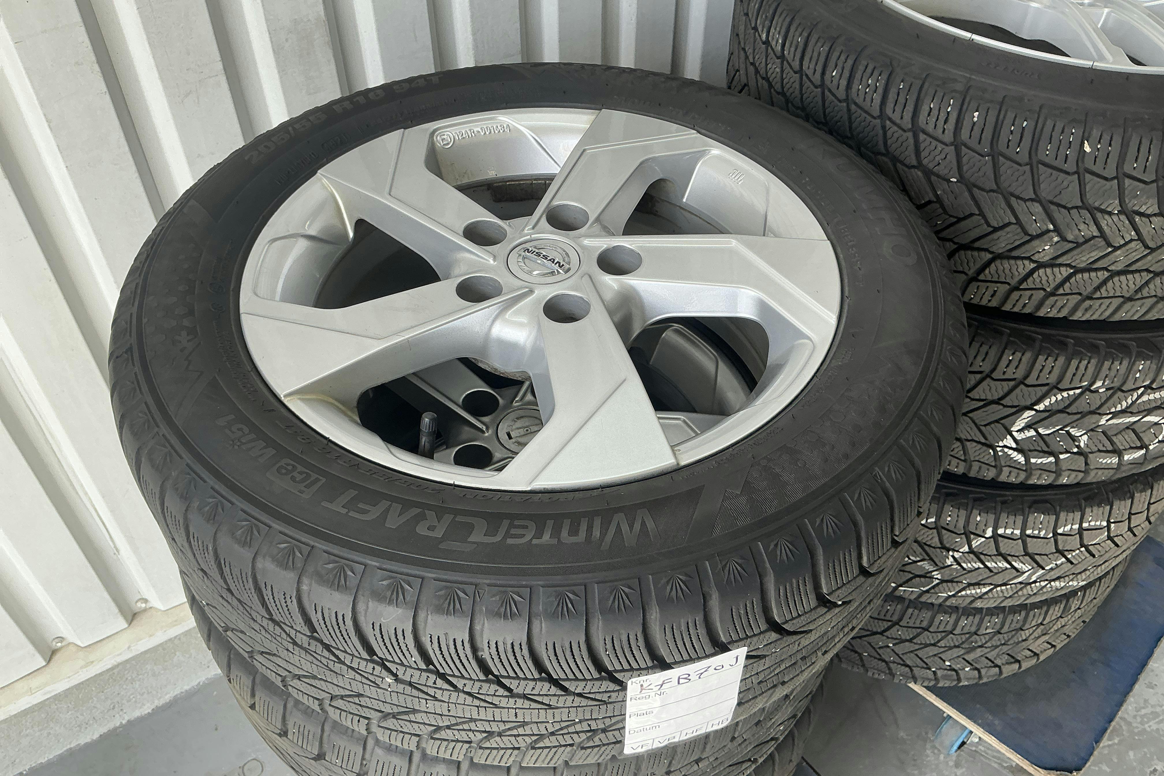 Vehicle Image 14