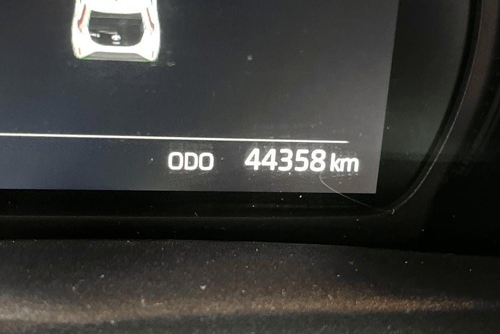 Vehicle Image 14