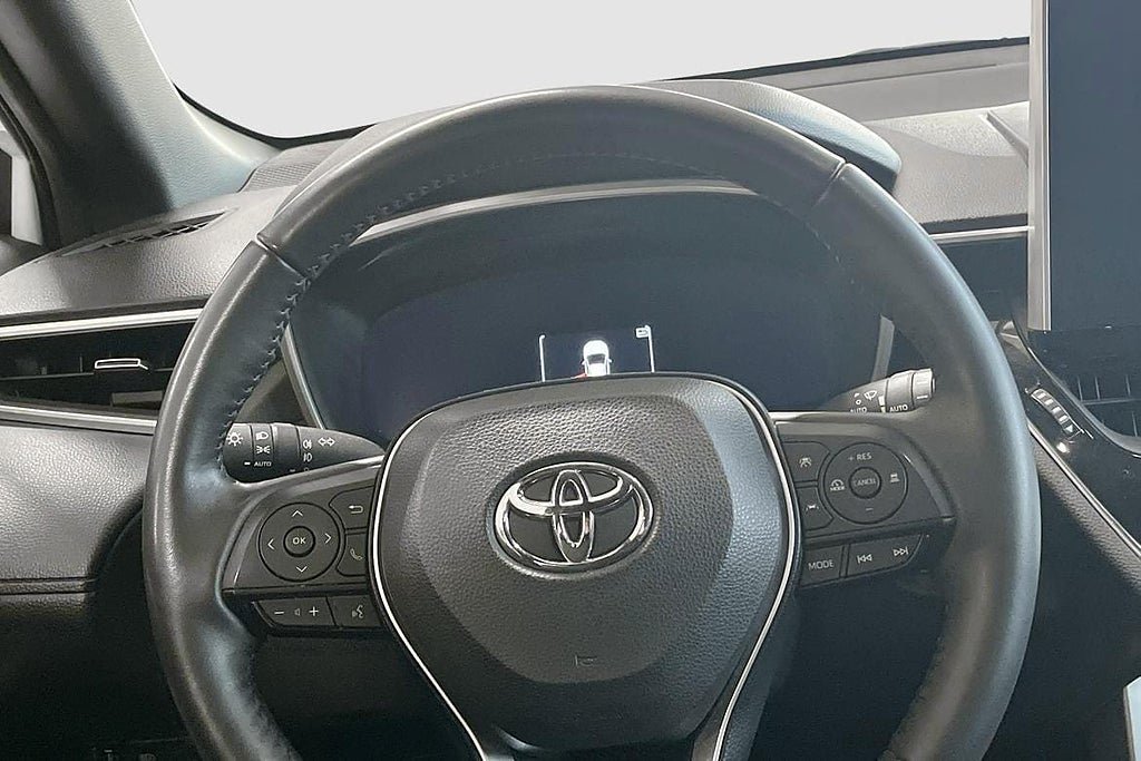 Vehicle Image 11