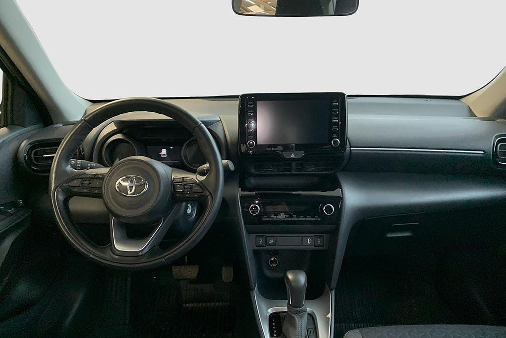Vehicle Image 11