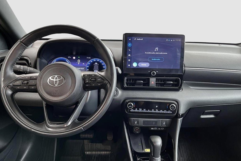 Vehicle Image 10