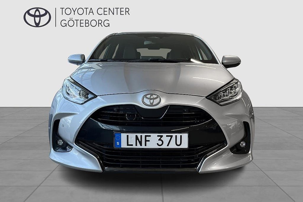 Vehicle Image 7