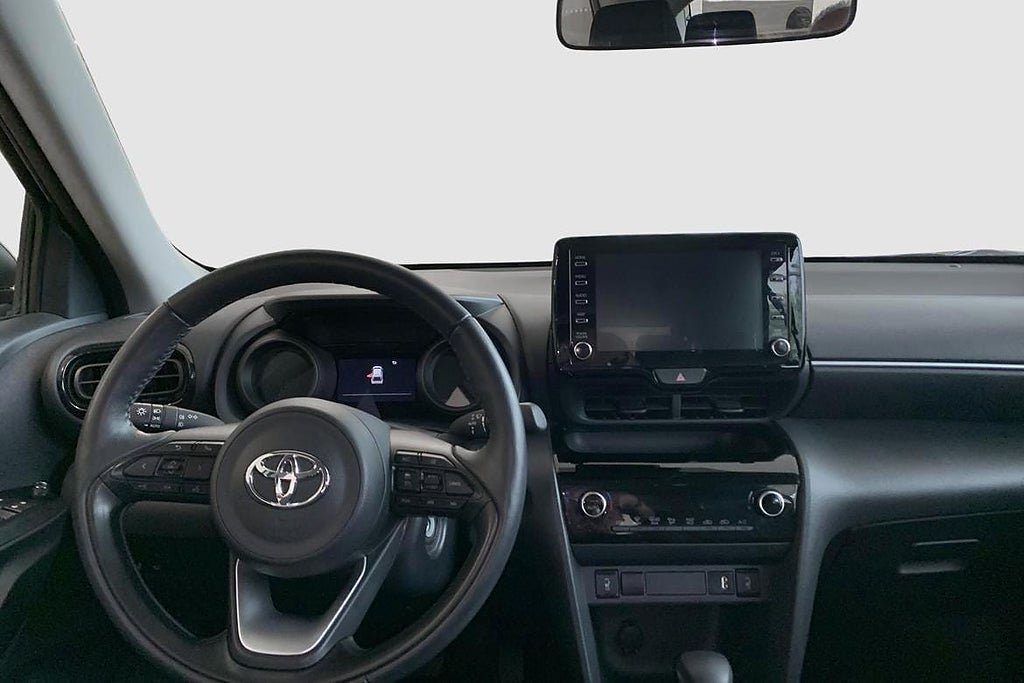 Vehicle Image 9