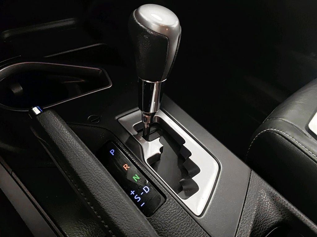 Vehicle Image 18