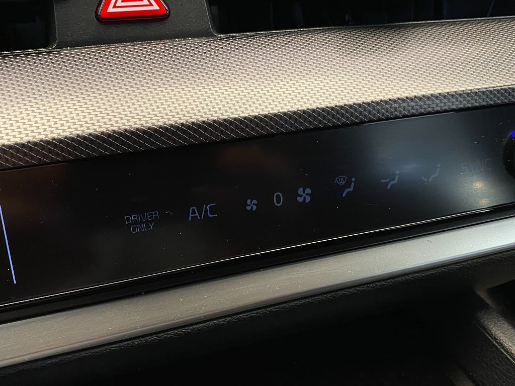 Vehicle Image 28