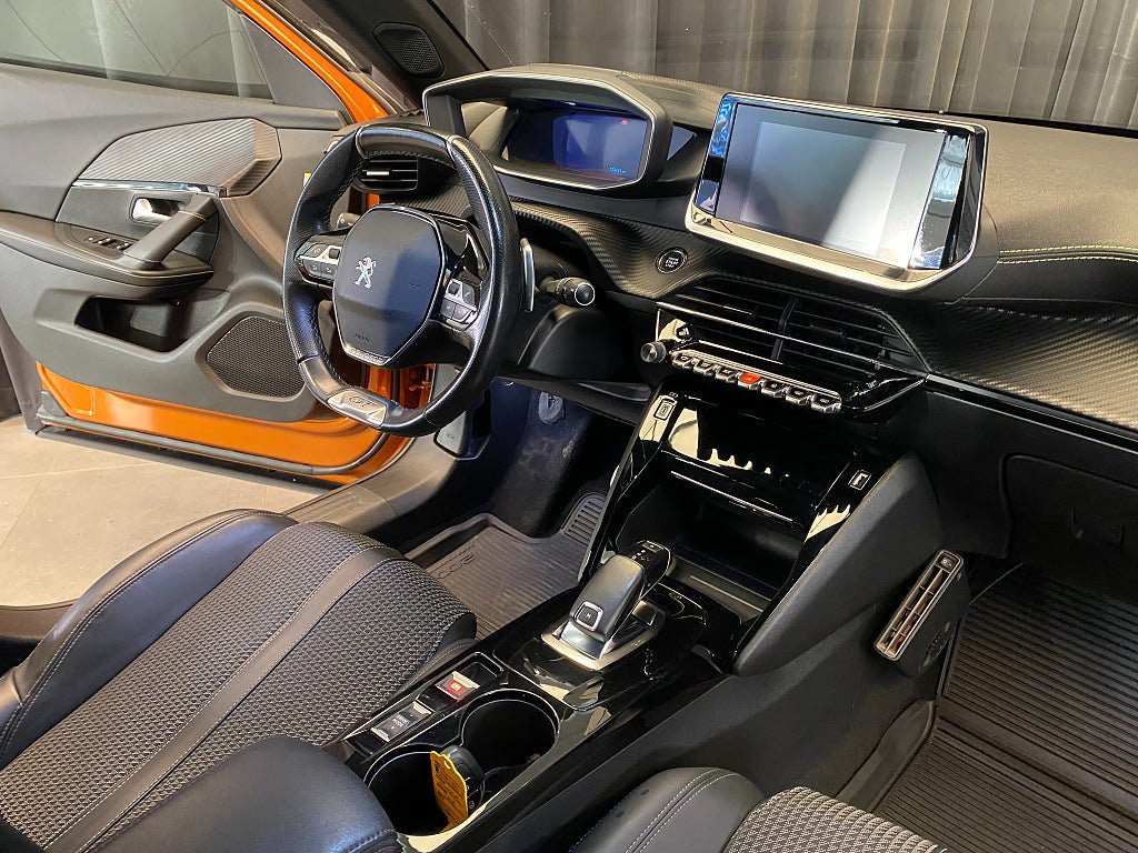 Vehicle Image 24