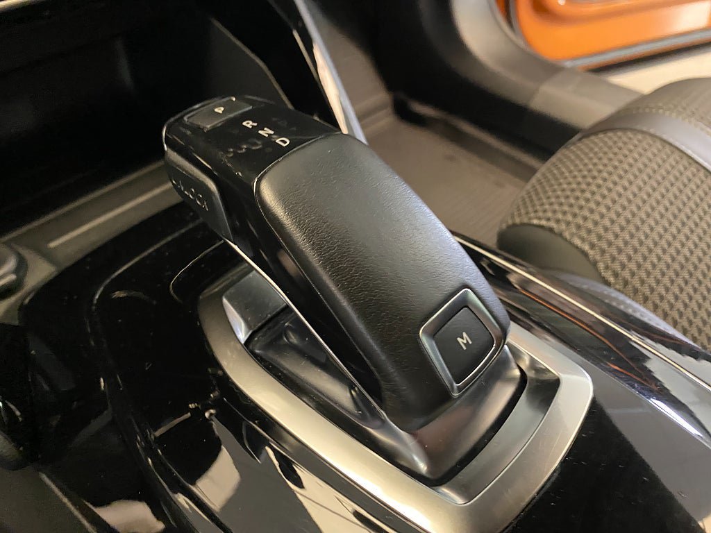 Vehicle Image 38