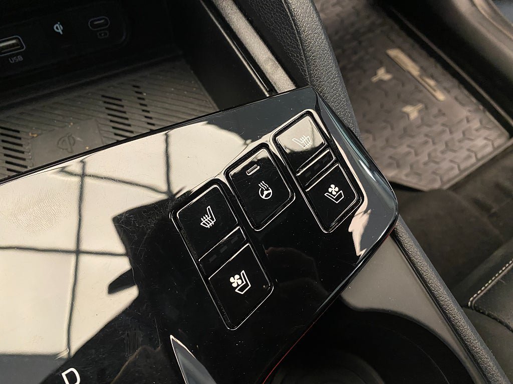 Vehicle Image 60