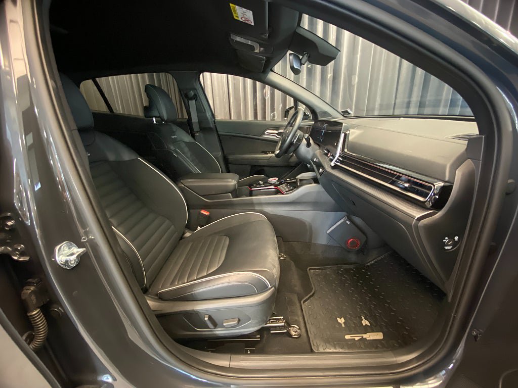 Vehicle Image 81